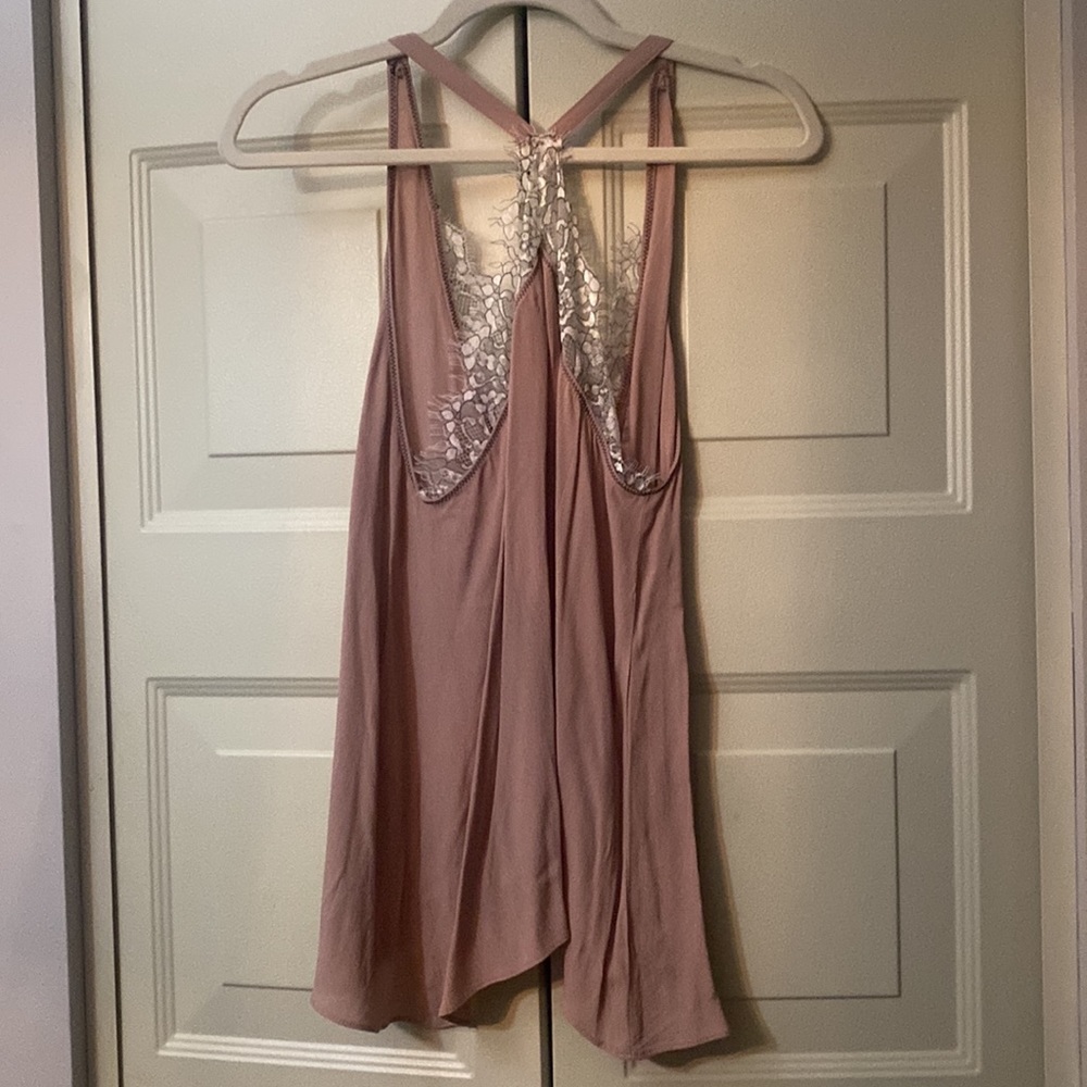 Mauve Chiffon Lace Trim Tank - Picture 4 of 4